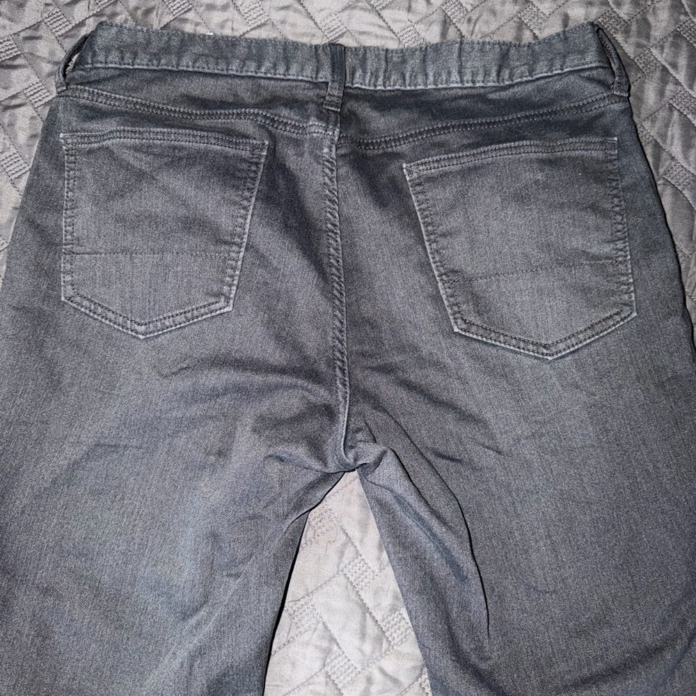 Banana Republic Men's Dark Gray Straight Jeans - Picture 5 of 6